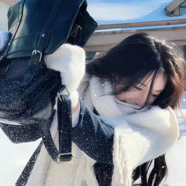 闪婚后，我成了首富的掌上明珠